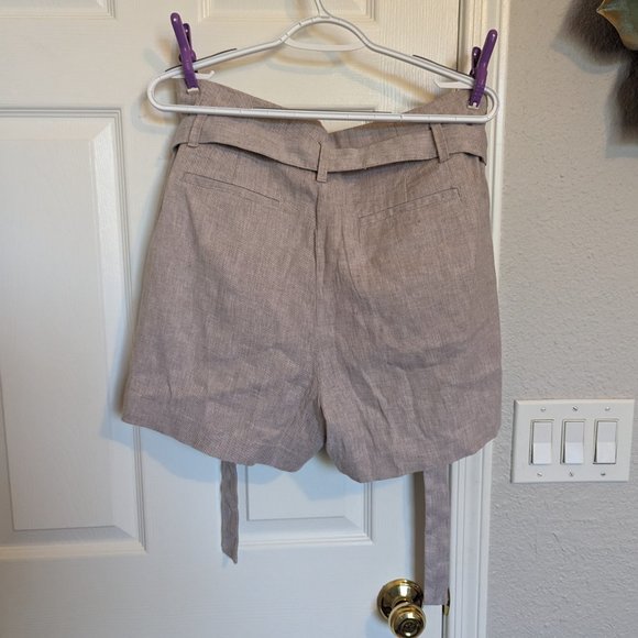 High Tie Waist | Baggy | Pleated | Khaki SHORTS | Banana Republic | 10 | EUC - Picture 2 of 11